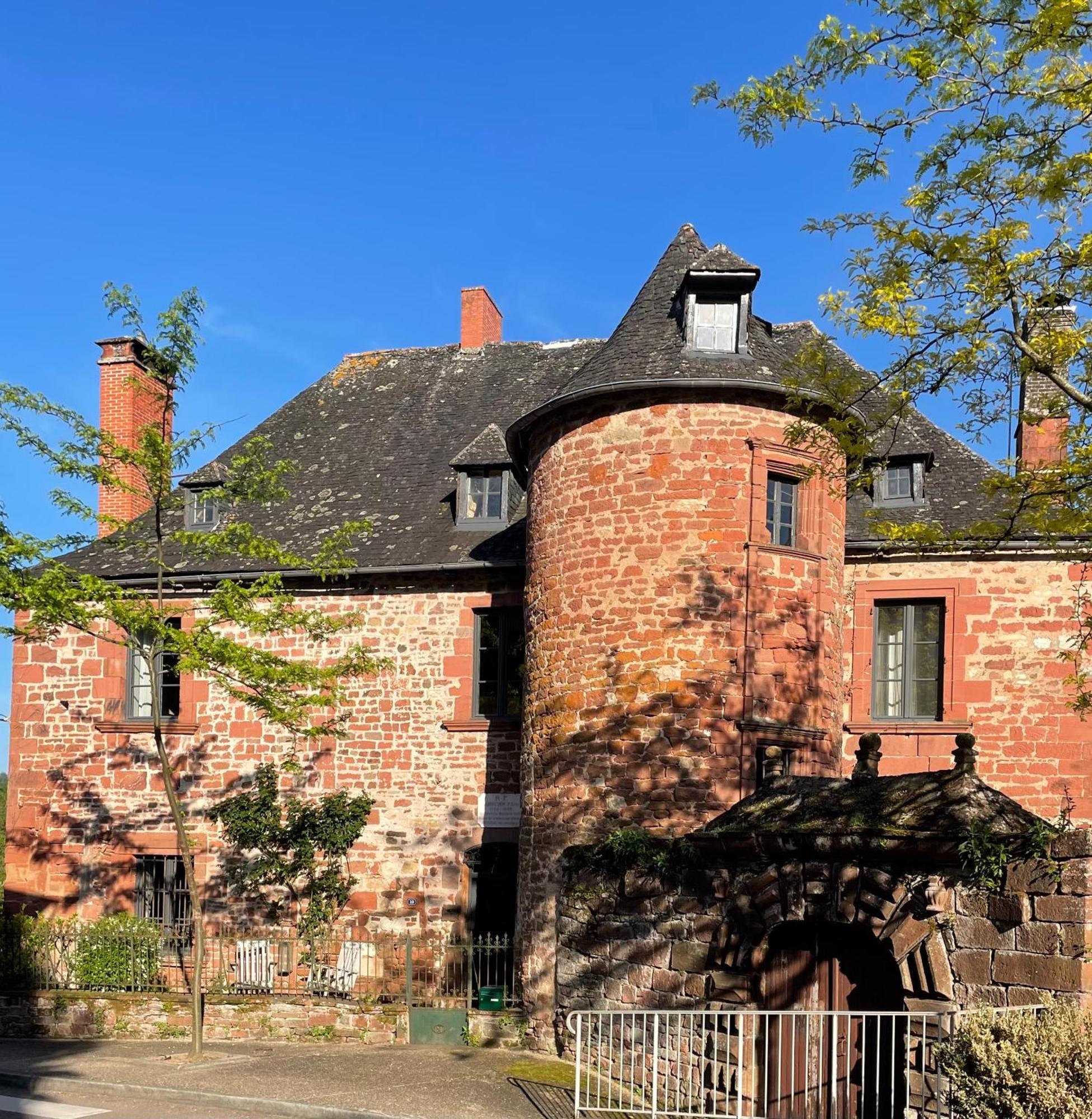 Maison Dada Meyssac Bagian luar foto